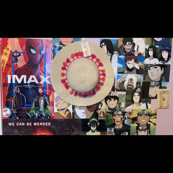 Beach hat - Picture 1 of 2